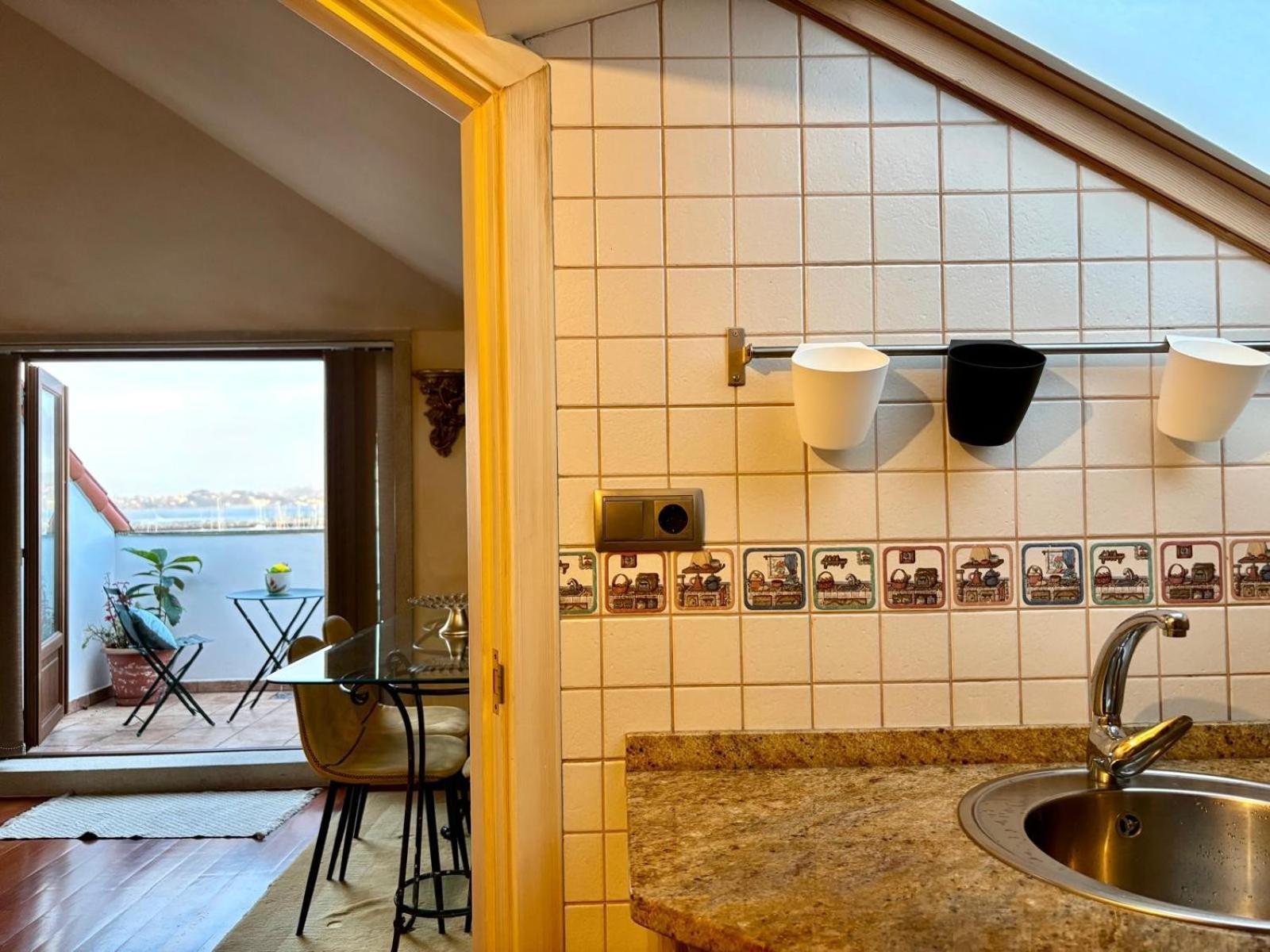 Holibai, Lembrare, Atico A Unos Pasitos De La Playa, Baiona Apartment Bagian luar foto